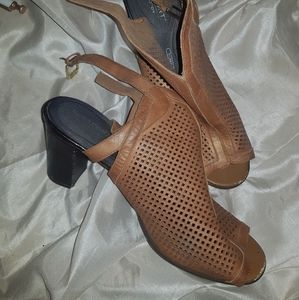 Rockport brown mesh sandle